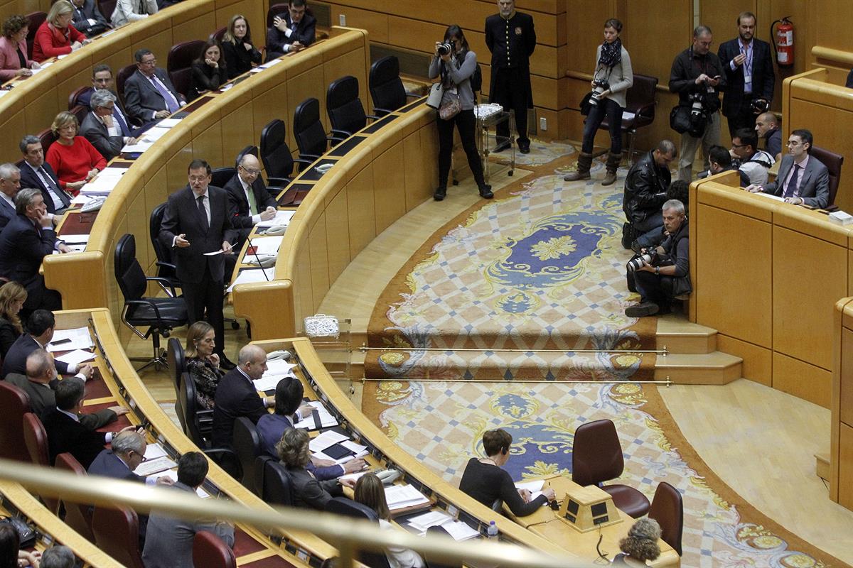 25/11/2014. Rajoy interviene en la sesión de control en el Senado. El presidente del Gobierno, Mariano Rajoy, durante su intervención en la ...